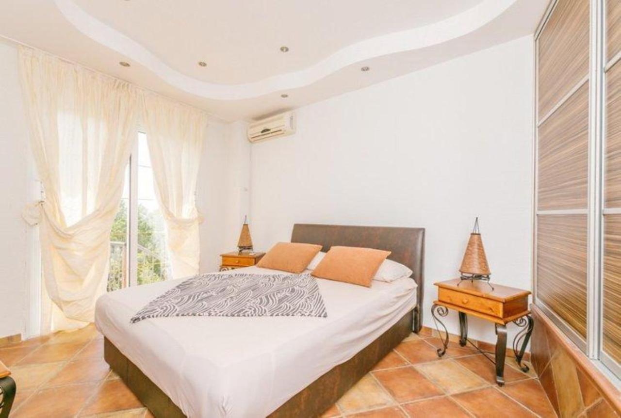 Monte Perla Residence Sveti Stefan Extérieur photo