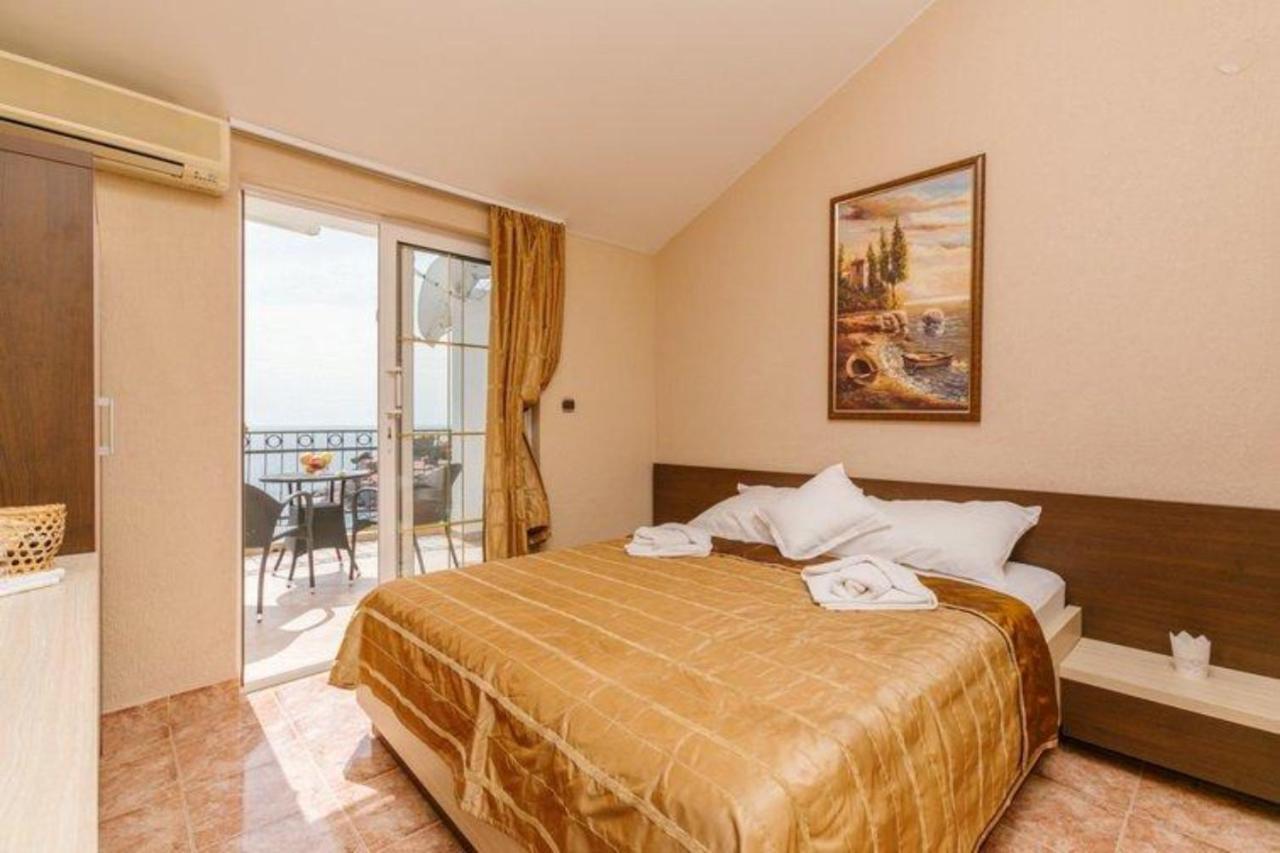 Monte Perla Residence Sveti Stefan Extérieur photo